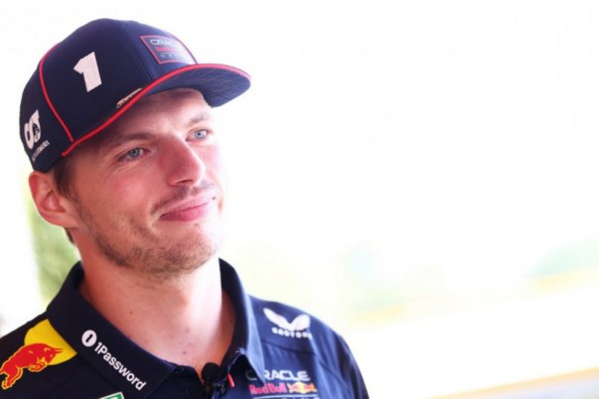 Verstappen kalandjai és Sainz büntetése – friss F1 hírek a Nordschleifén