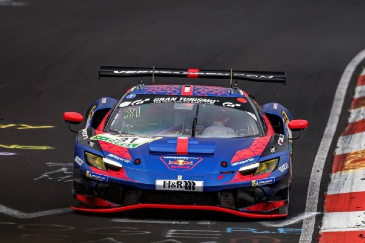 Verstappen négyórás versenyt nyert a Nordschleifén