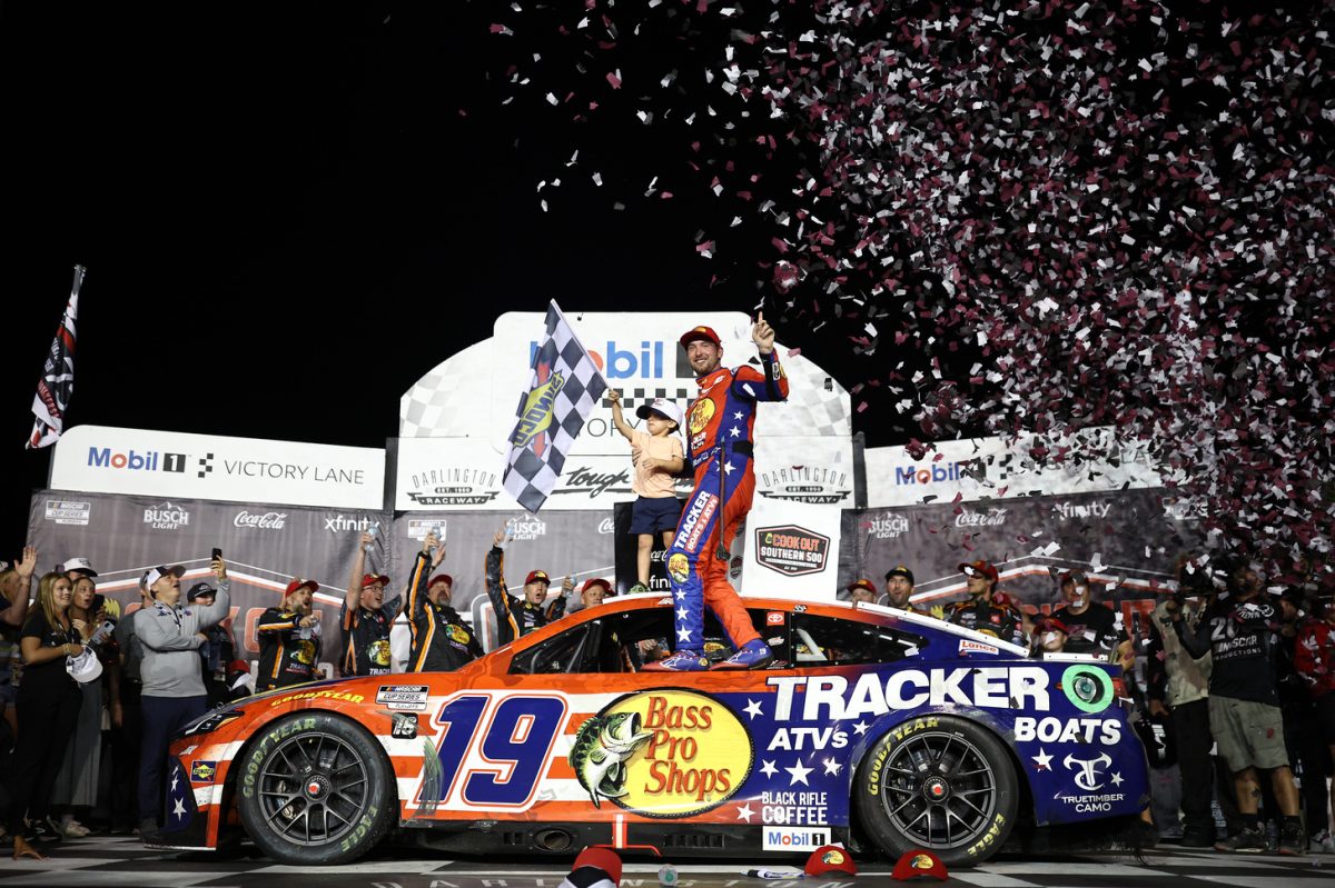 A NASCAR Chase Briscoe parádés győzelme a rájátszás első futamán