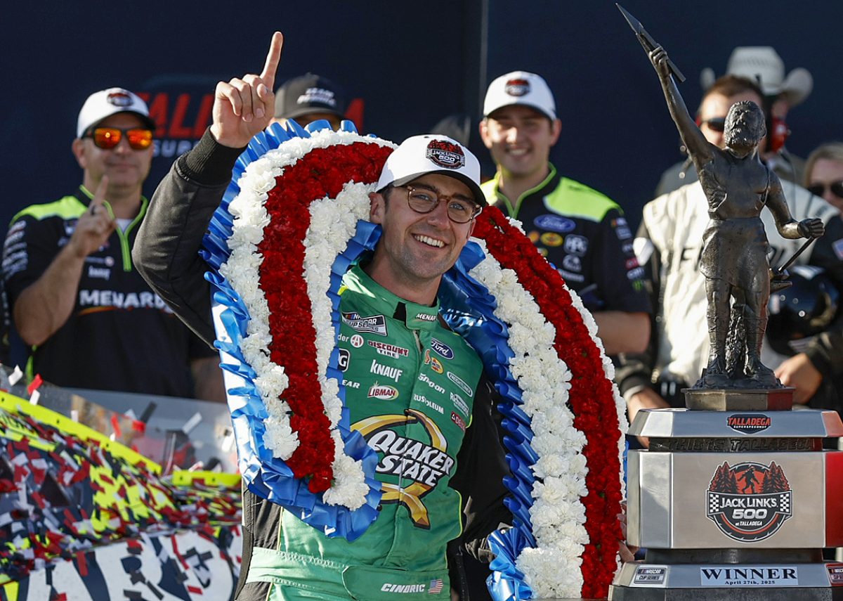 Egy új korszak hajnala: NASCAR Cup-pilóta a Supercars mezőnyében debütál!