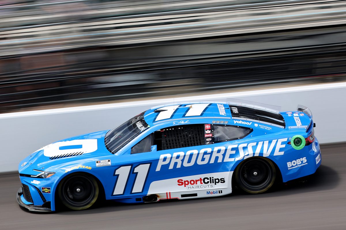 Denny Hamlin arat a Gateway kvalifikáció során – verhetetlen teljesítmény!