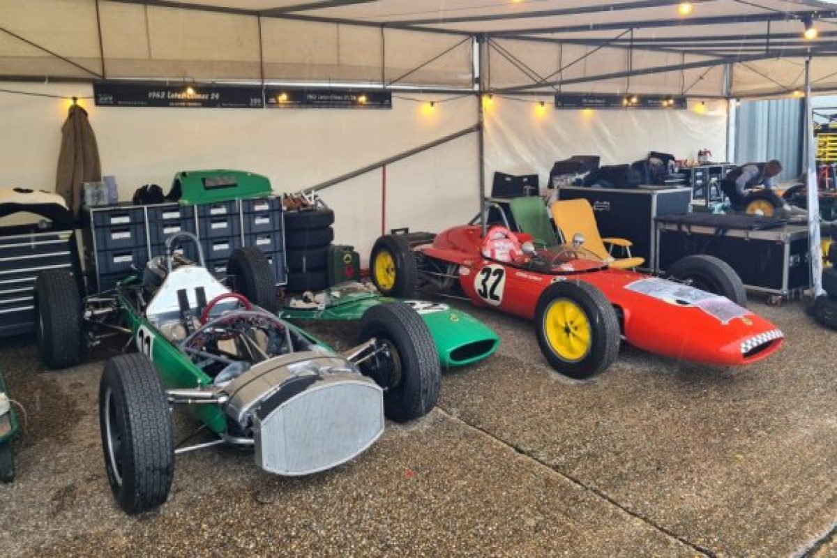 Legendás Goodwood Revival: Az eső, a juhok és a bajnokok