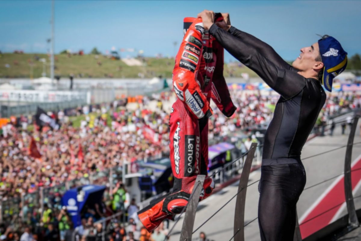 Vasárnapi hírek: Marquez és Kiss is nagyot lépett a bajnoki cím felé