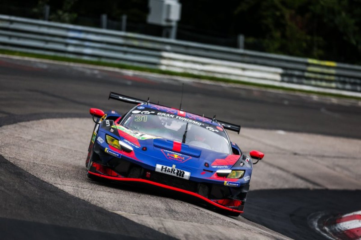 Verstappen bemutatkozása a GT3-as versenyzés világában a Nordschleifén