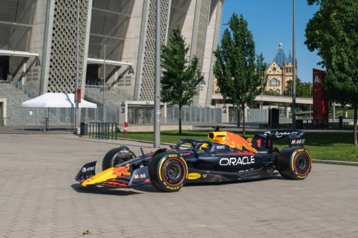 Red Bull Showrun Budapest: Veszélyes driftelés, forró barbecue és pörgős hétvégi program várható!