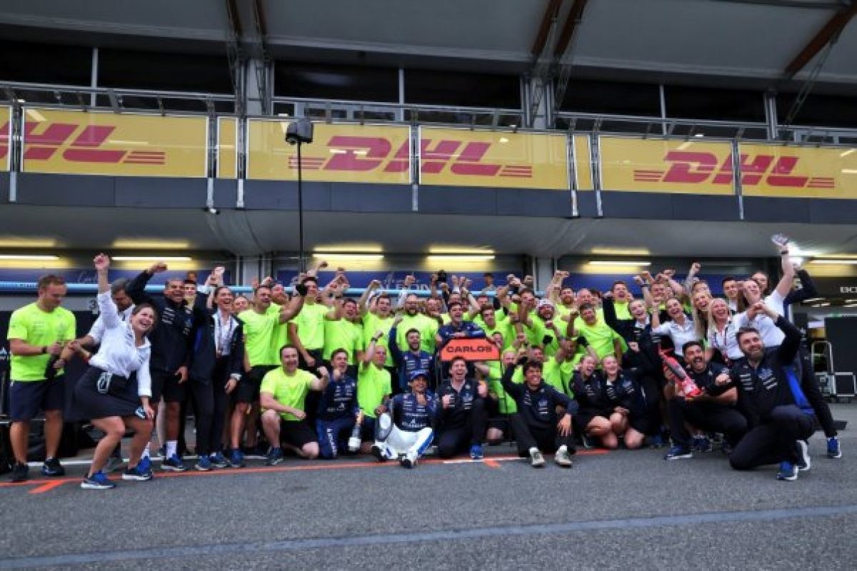 Iratkozunk, de még van hova fejlődnünk – Vowles