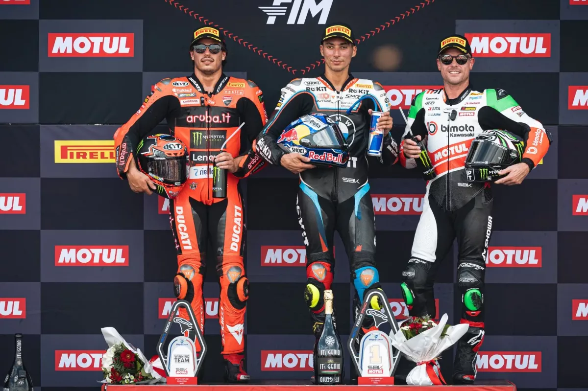 „Razgatlıoğlu diadalmas hétvégét zárt, Alex Lowes sörrel ünnepel