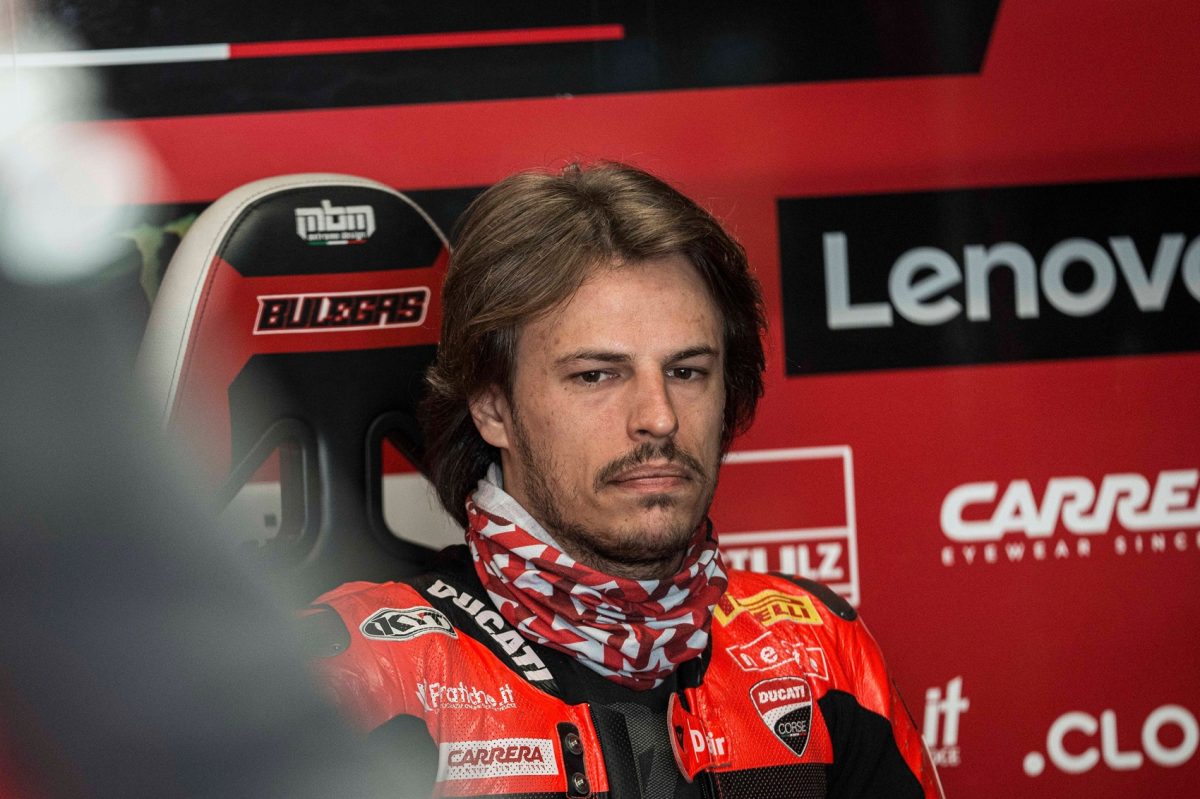 Bulega ellenfele az idő: Kapavágó küzdelem a lehetőségért Marc Márquez helyettesítésére