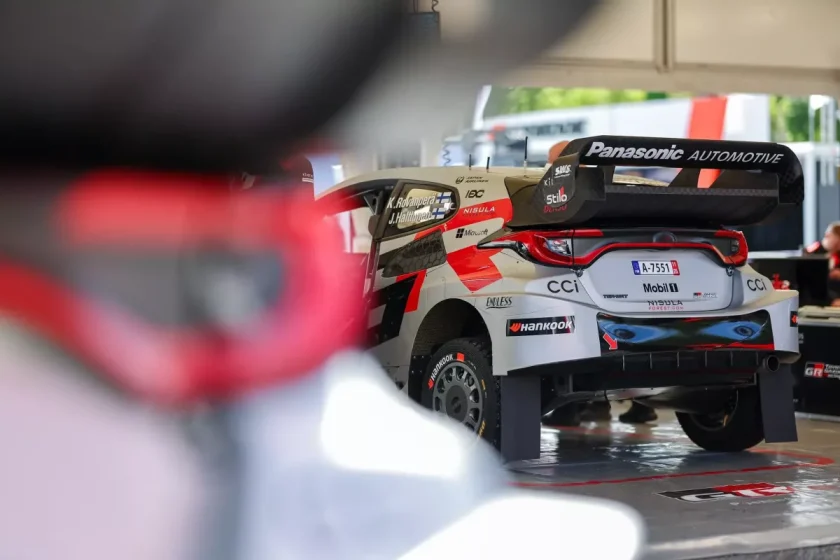 A Toyota bemutatja az első WRC27 autóját: lendület a versenypályán