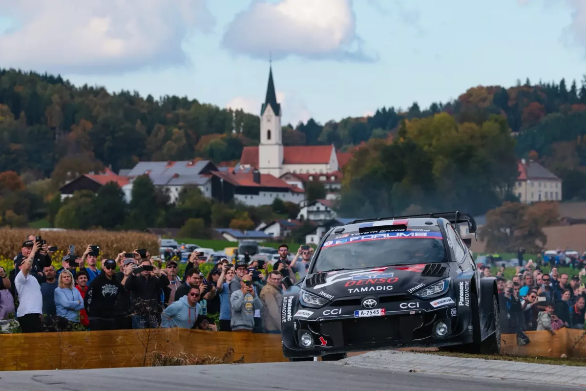 Ogier és Rovanpera szárnyalt a Közép-Európa Rally drámai, első cseh szakaszán