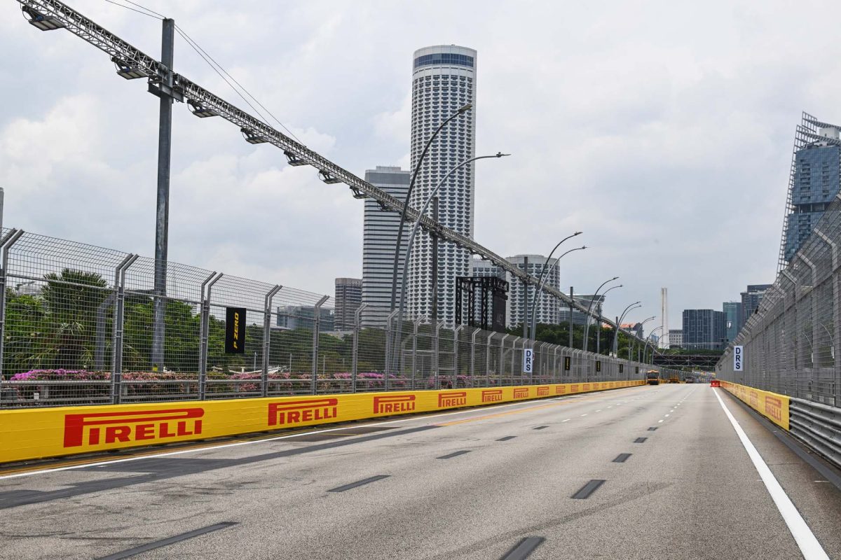 Kritikus hőségfenyegetés: Pilóták kihívása a hűtőmellény döntésében a Szingapúri Nagydíjra