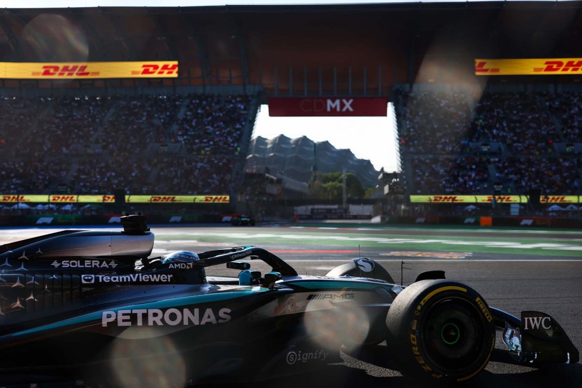 Russell reménykedik a dobogós helyezésben Mexikóban