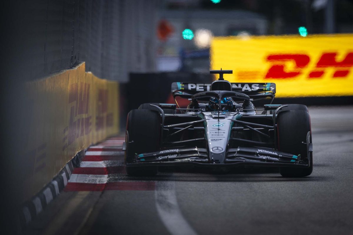 A Váratlan Teljesítmény Forrása: Russell Rejtélyes Sikerének Titka