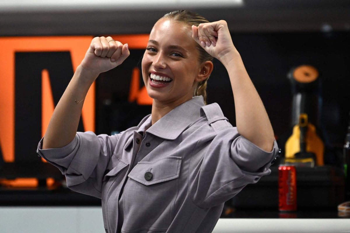 Sainz: „Az F1 túlzásba vitte a celebek és barátnők mutogatását”