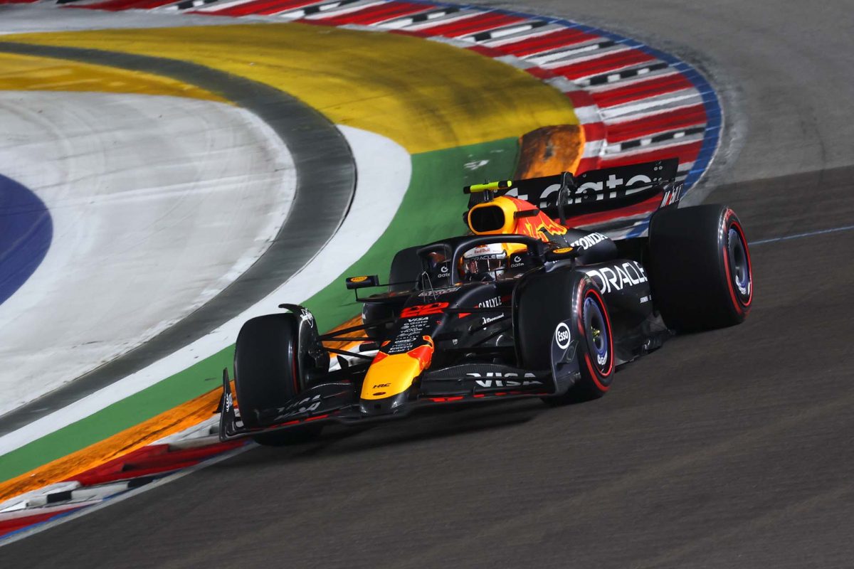 Tsunoda sokkoló debütálása Szingapúrban – Mekies nyilatkozata