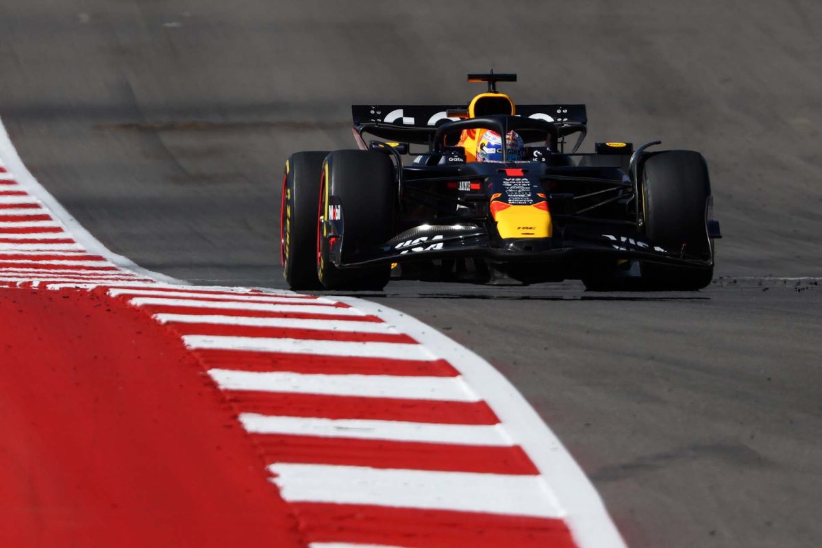 A Red Bull pénzbírságot kapott az austini futam után a versenyző autó problémái miatt