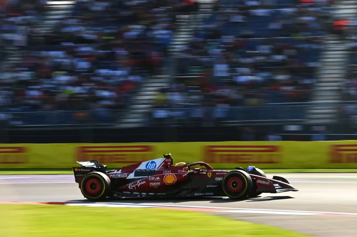 A győzelemre törő Hamilton elégedett a 3. hellyel