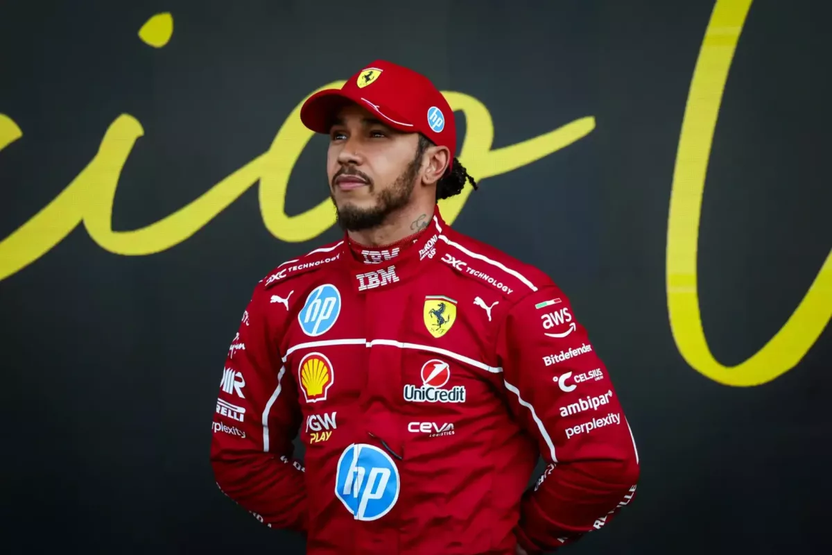 Hamilton büntetést szorgalmazott Leclercnek, de a Ferrari nem reagált