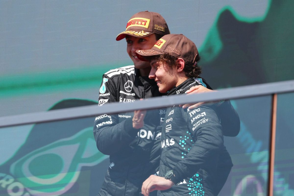 A Mercedes segített könnyíteni Russell és Antonelli terhét