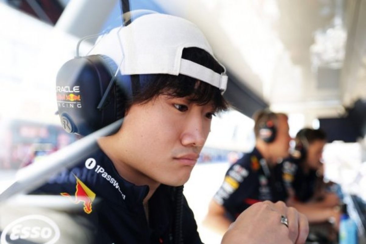 Tsunoda nem eléggé jó? Mekies szerint mégis van lehetőség a javulásra