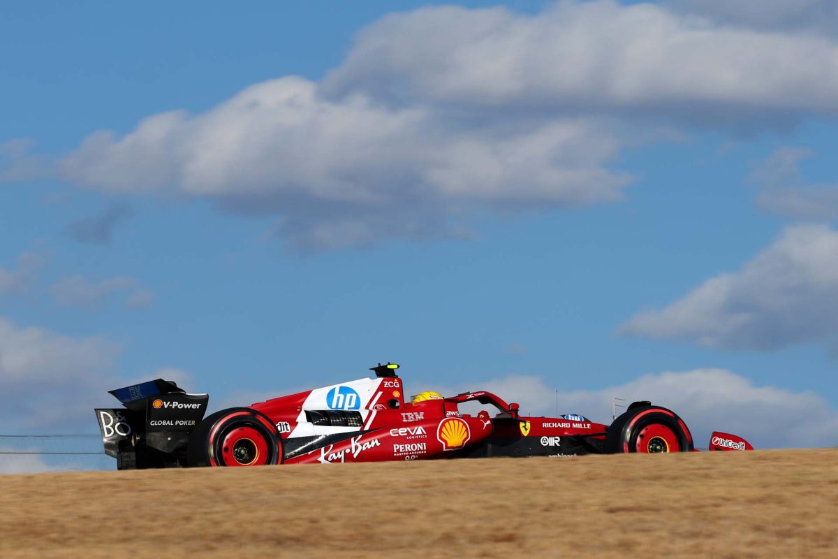 Hamilton mindent belead ma első ferraris dobogójáért