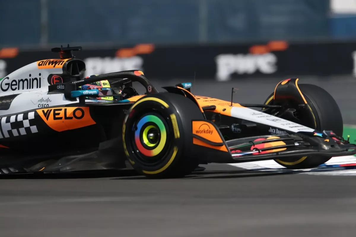 A McLaren üzenete: A probléma nem az autóval van, Piastrinek fejlődnie kell