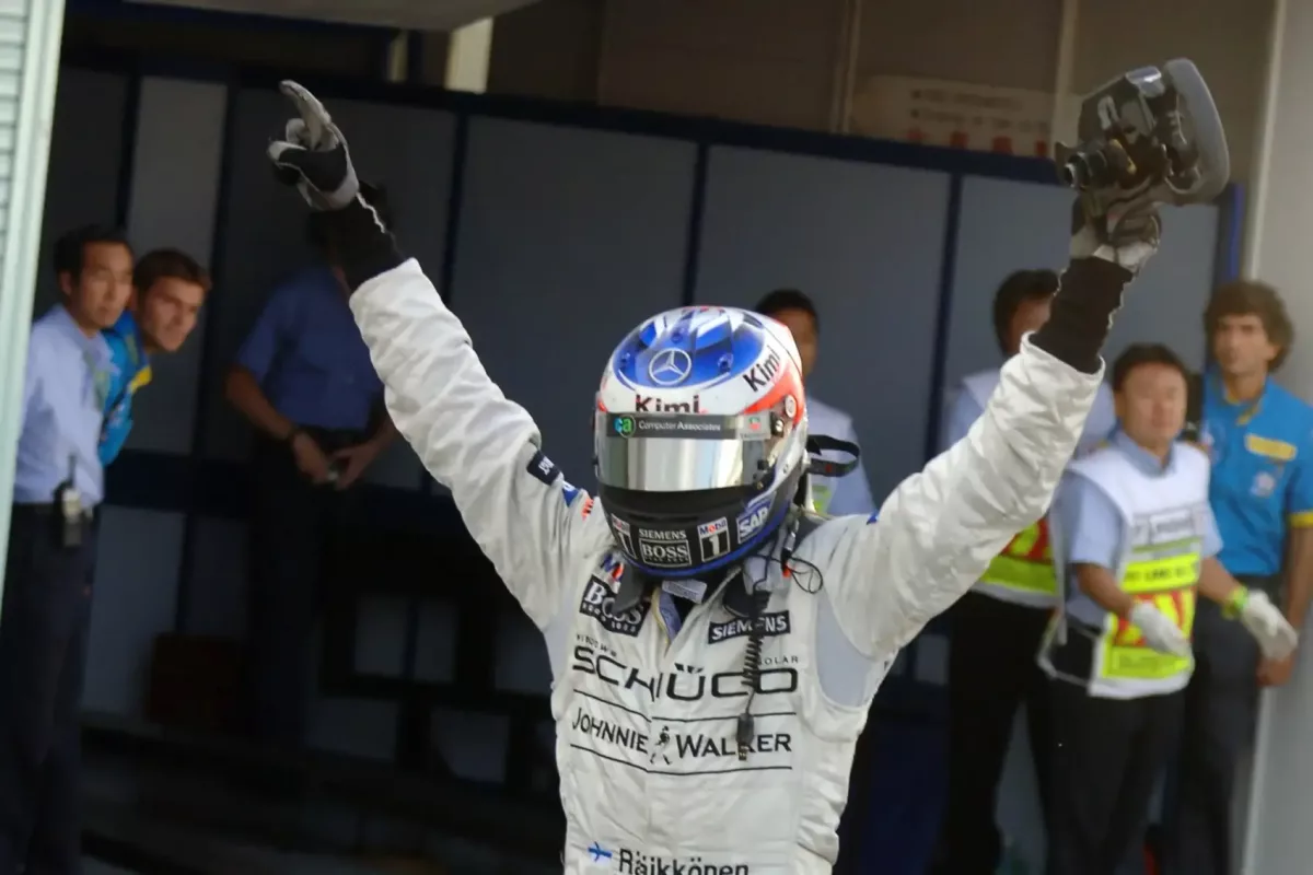 A „Räikkönen legendás győzelme: vad ünneplés a futamhelyszínen