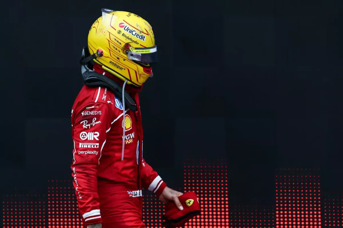 Döntöttek a felügyelők Hamilton büntetéséről a Szingapúri Nagydíjra