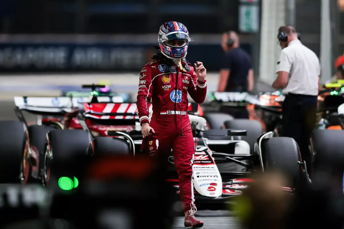 A Ferrari mérnökei elégedetlenek Leclerc kritikus hozzáállásával és más csapatok felé irányuló figyelmével