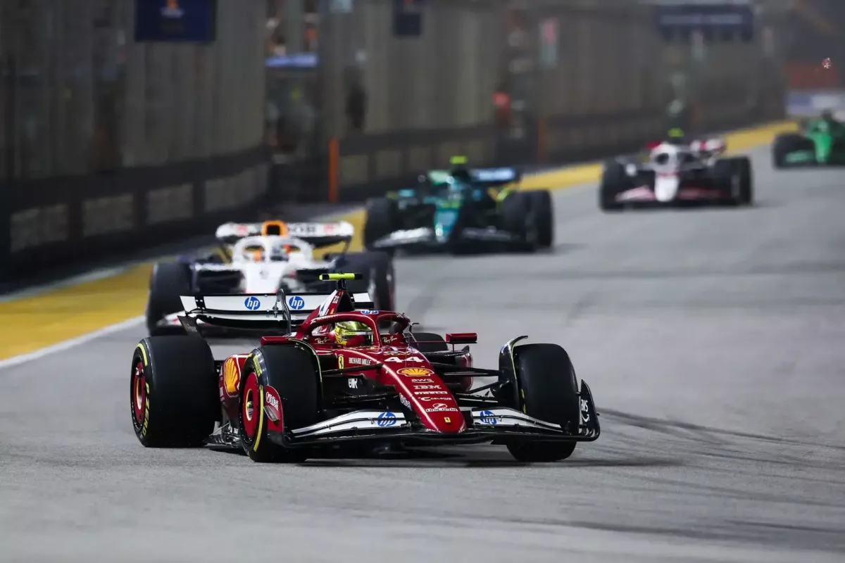 A „Hamilton és Alonso feszült viszonyának újabb fejezete