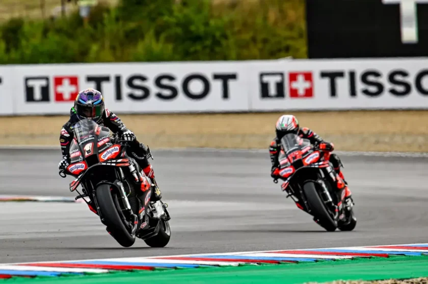 Az Aprilia főnöke: Minden azon lesz, hogy mindkét versenyző a világbajnoki címért menjünk