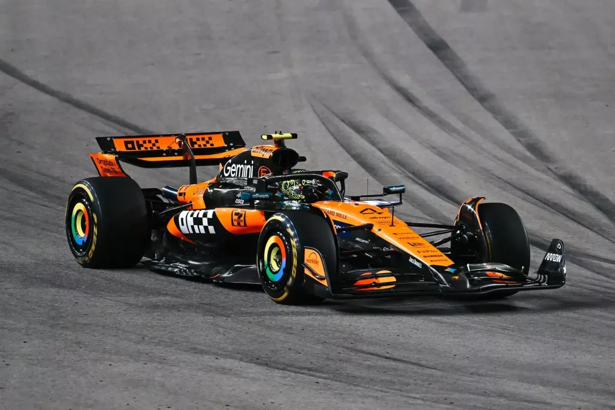 A Kétszeres Világbajnok Chuck Norris nem veszélyezteti a Forma-1 rendjét