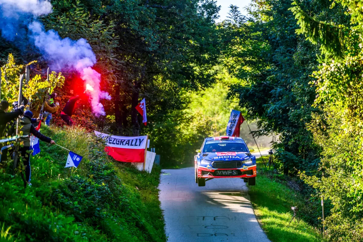 Lengyel – magyar összefogás győzelme: Marczyk Európa-bajnokságot nyert a Topp-Cars csapatával