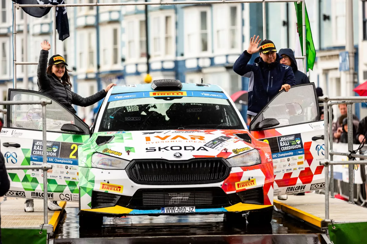 Kihívásokkal teli hétvége a Horvát Rallyn: Mabellini kiesése, Armstrong defektje