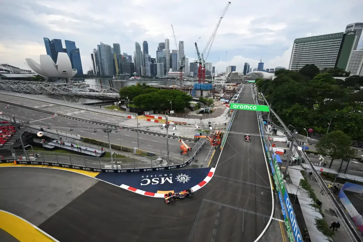 Megkezdődött az első hőségriadós F1-es versenyhétvége