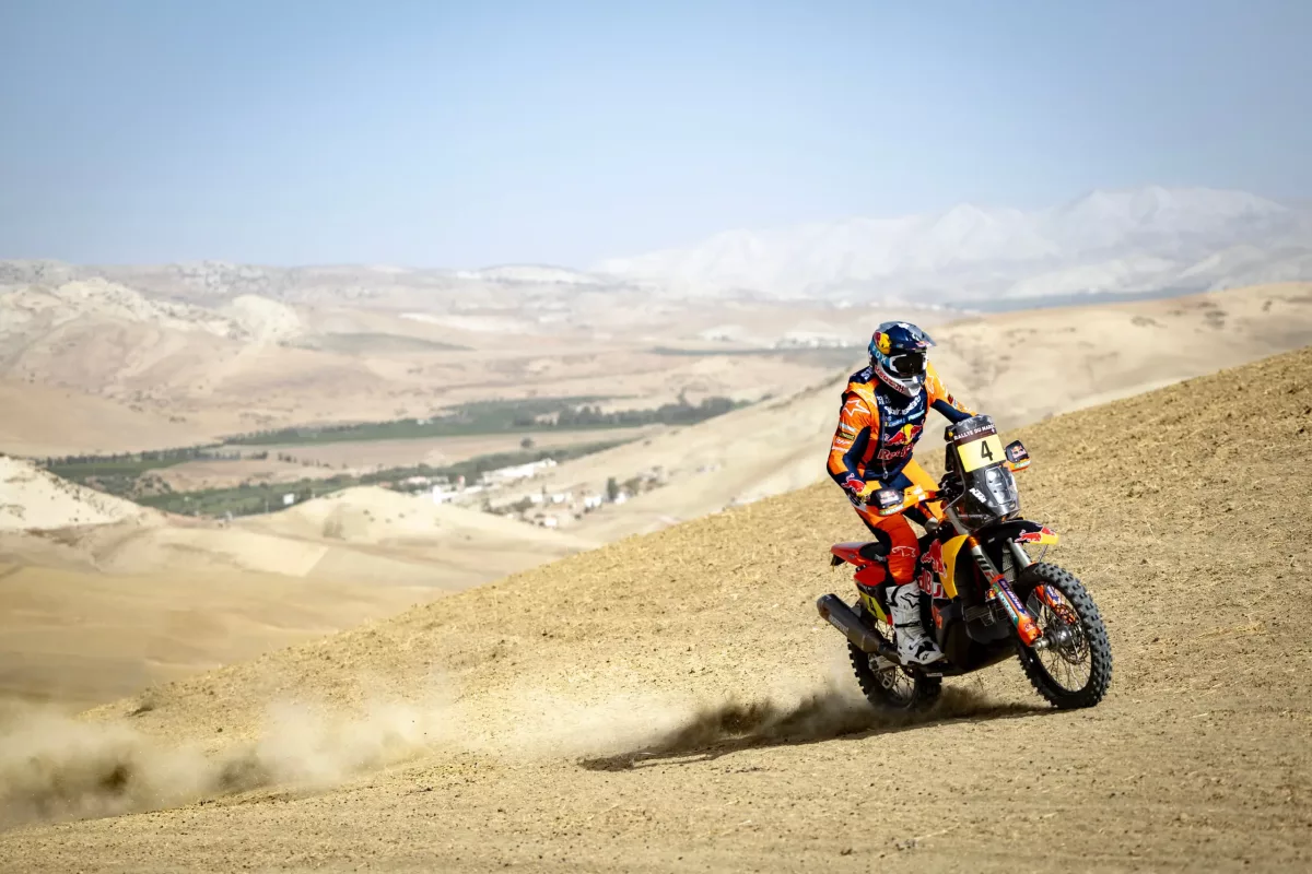 A cím javaslata: „Sanders világbajnok a leggyorsabb, Benavides bukott Marokkóban