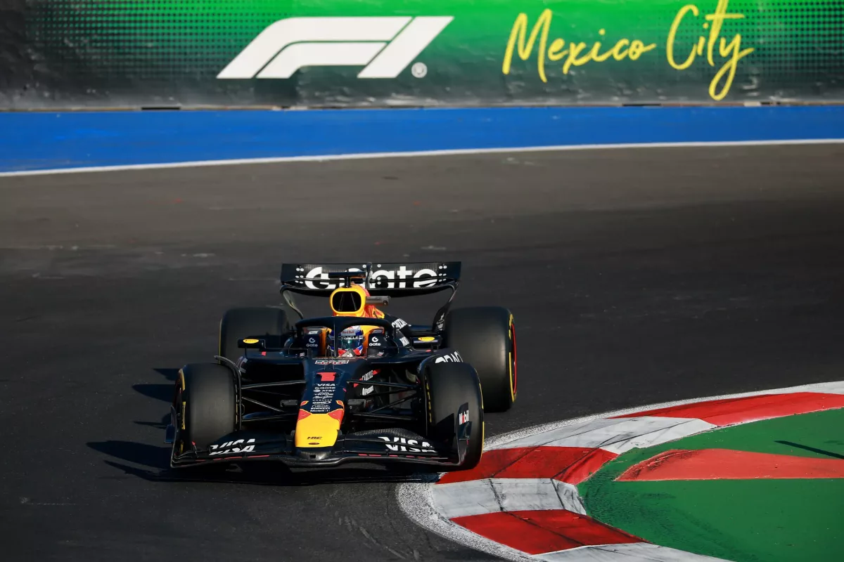Verstappen tovább növelte a McLaren aggodalmait Mexikóban