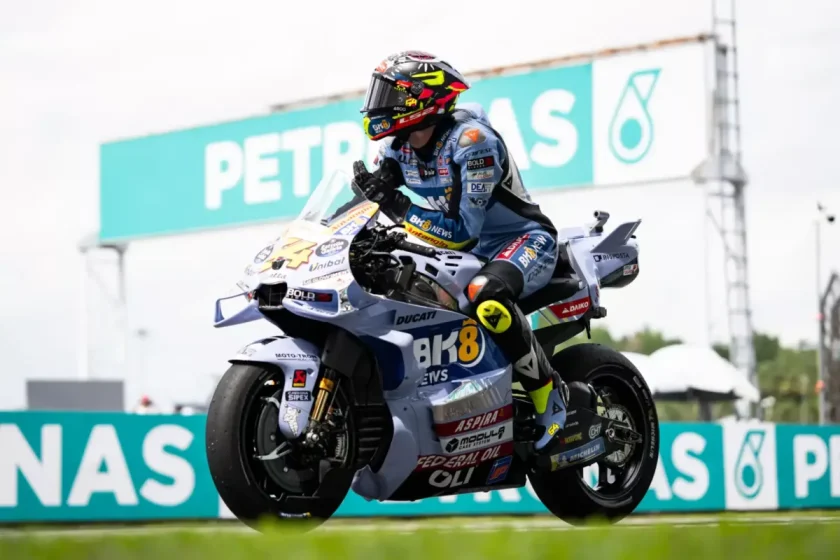 Aldeguert megbüntették, Acosta a sprint harmadik helyére került