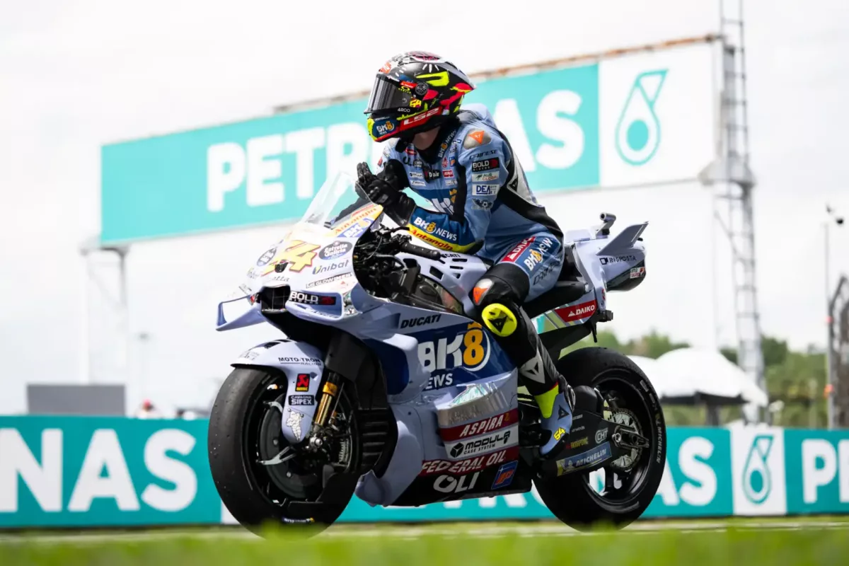 Aldeguert megbüntették, Acosta a sprint harmadik helyére került