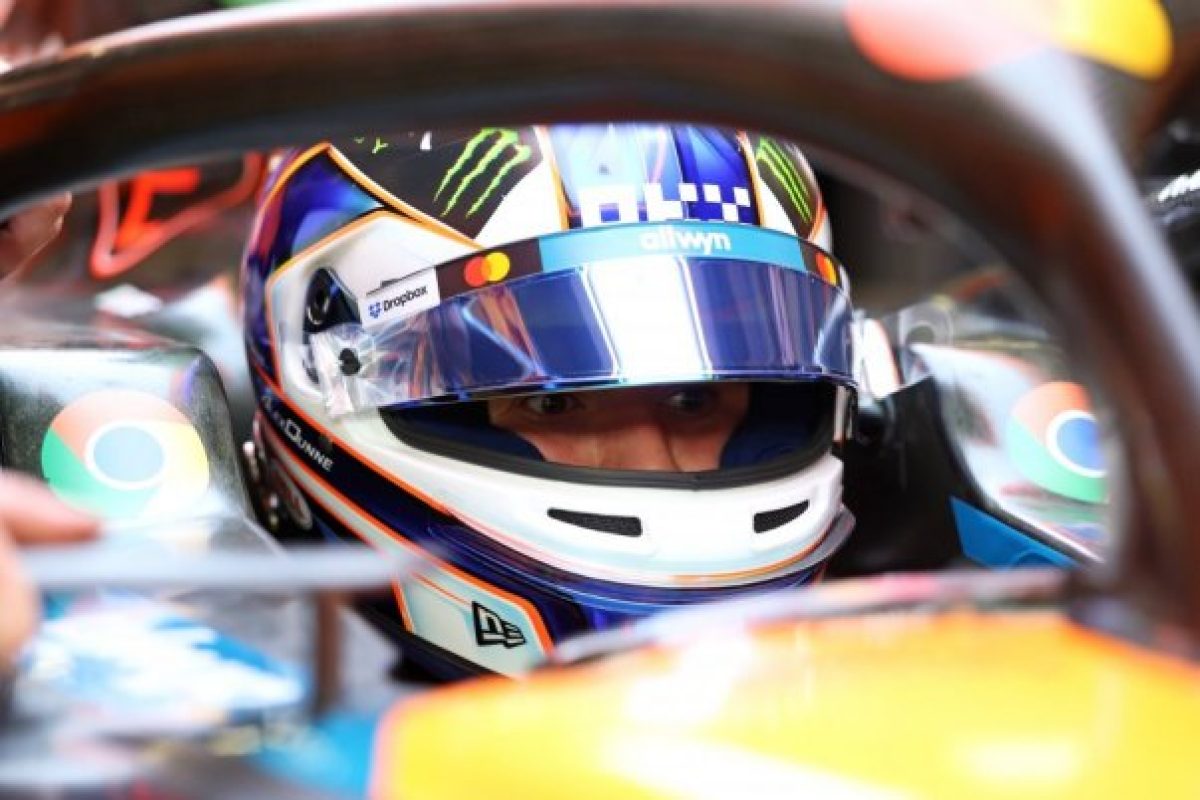 McLaren azonnali hatállyal bontotta szerződését F2-es versenyzőjével