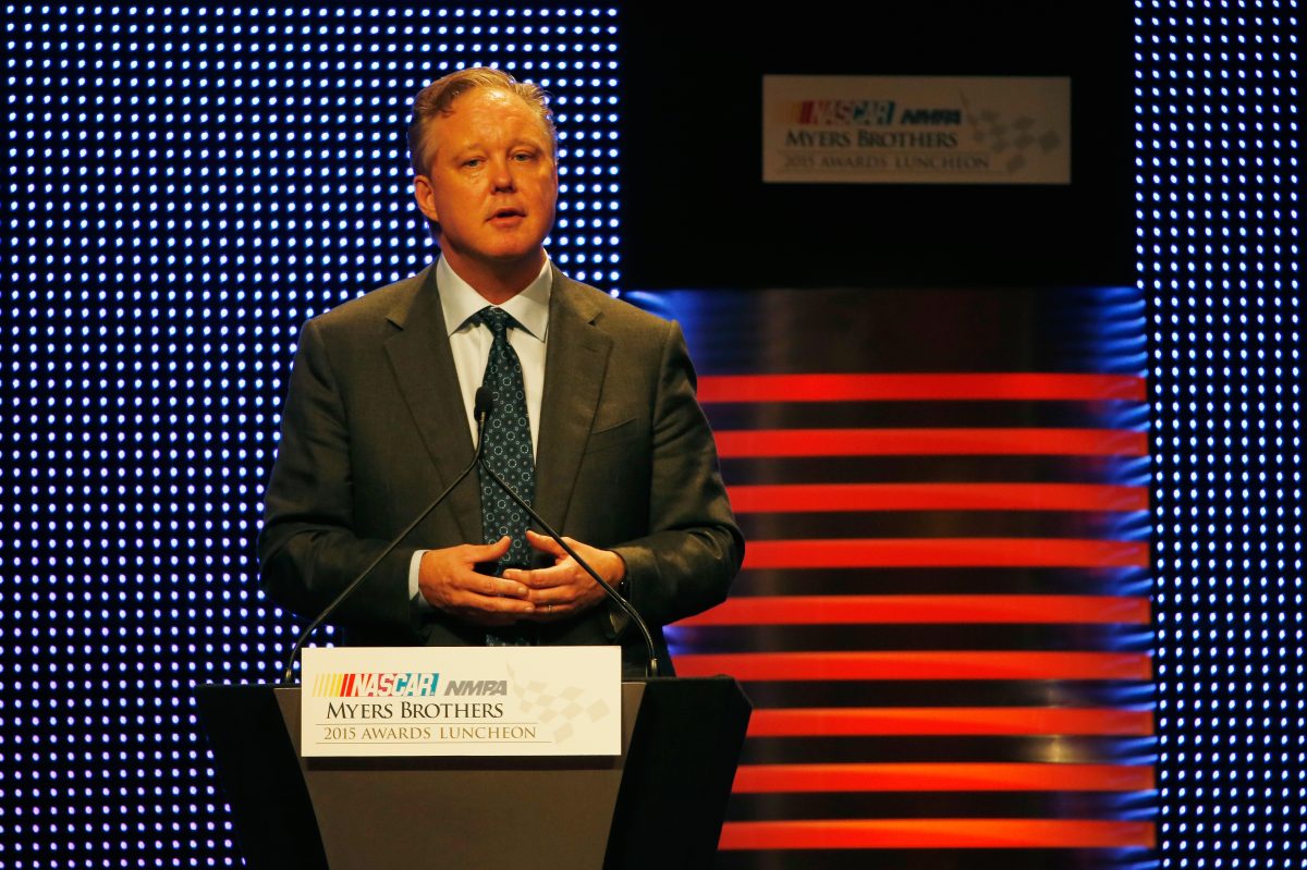 A drogbotrány miatt távozott NASCAR-vezér neve tabu a decemberi tárgyaláson –