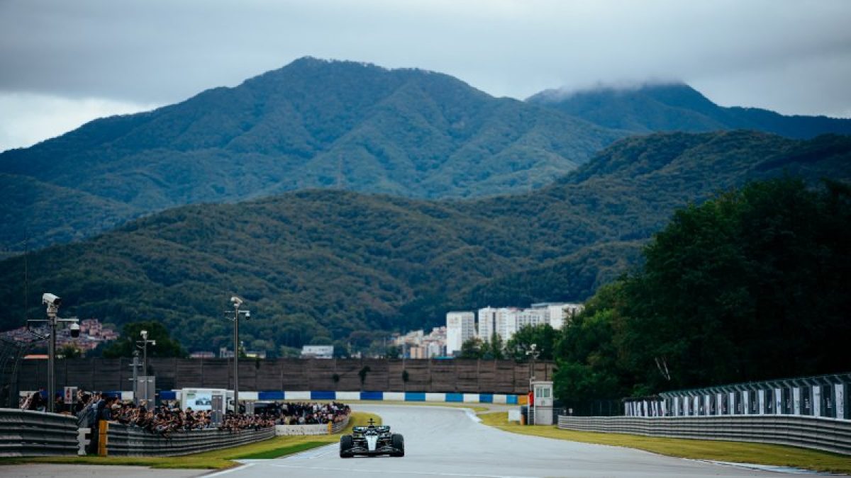 12 évvel az utolsó nagydíj után újra F1-es autó volt pályán Koreában