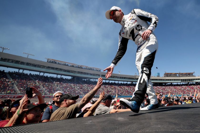Hendrick-Gibbs: A NASCAR Cup 2025 döntő csataja Byron győzelmével Martinsville-en!