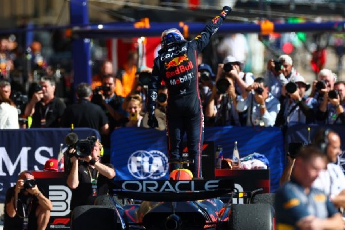 Verstappen elutasítja az ‘idióta’ jelzőt a vitákban