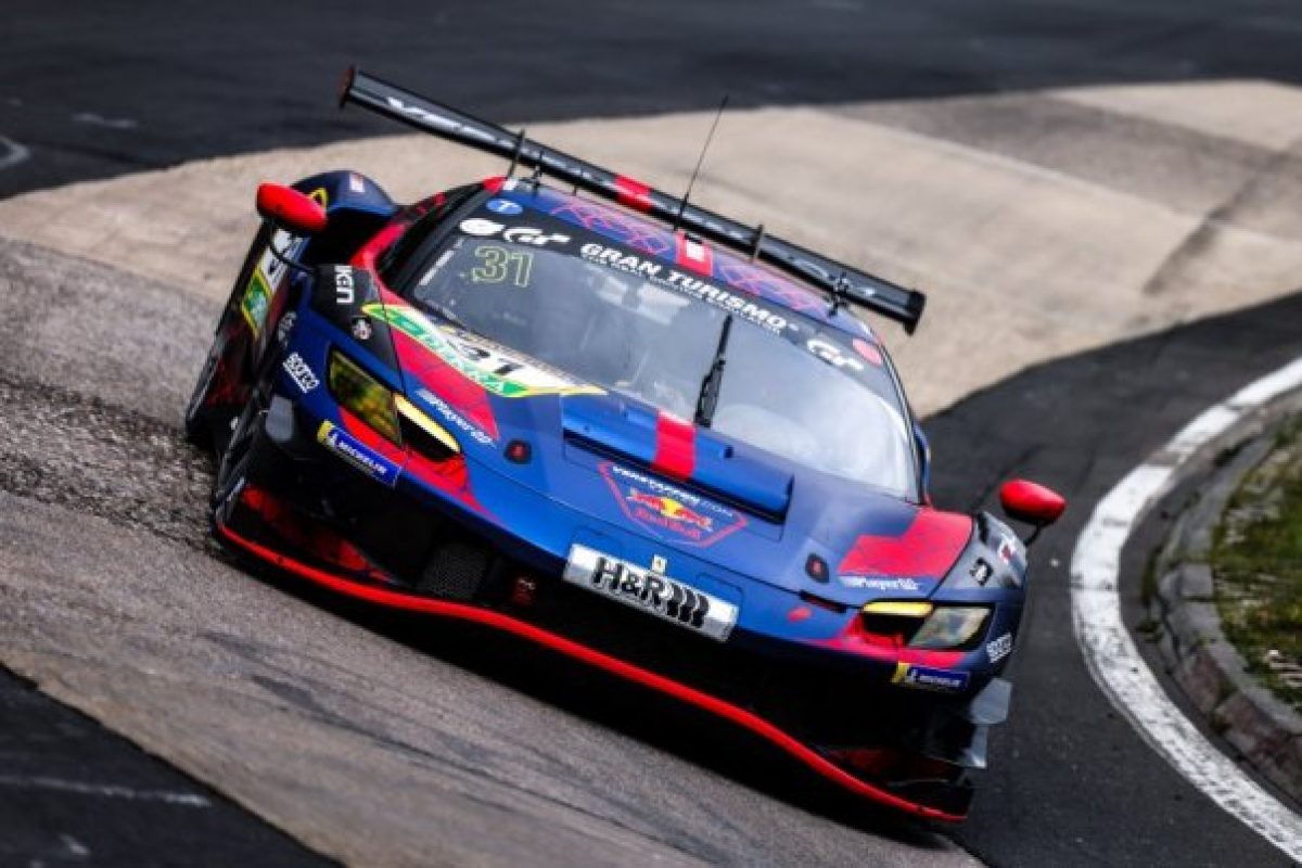 Irigy Russell: A Formula 1-es pilóta irigykedik Verstappen sikereire