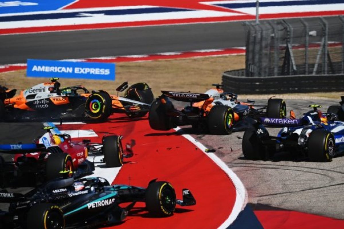 „Verstappen győzedelmeskedett, a McLarenek kudarcot vallottak az austini F1-es sprintversenyen”