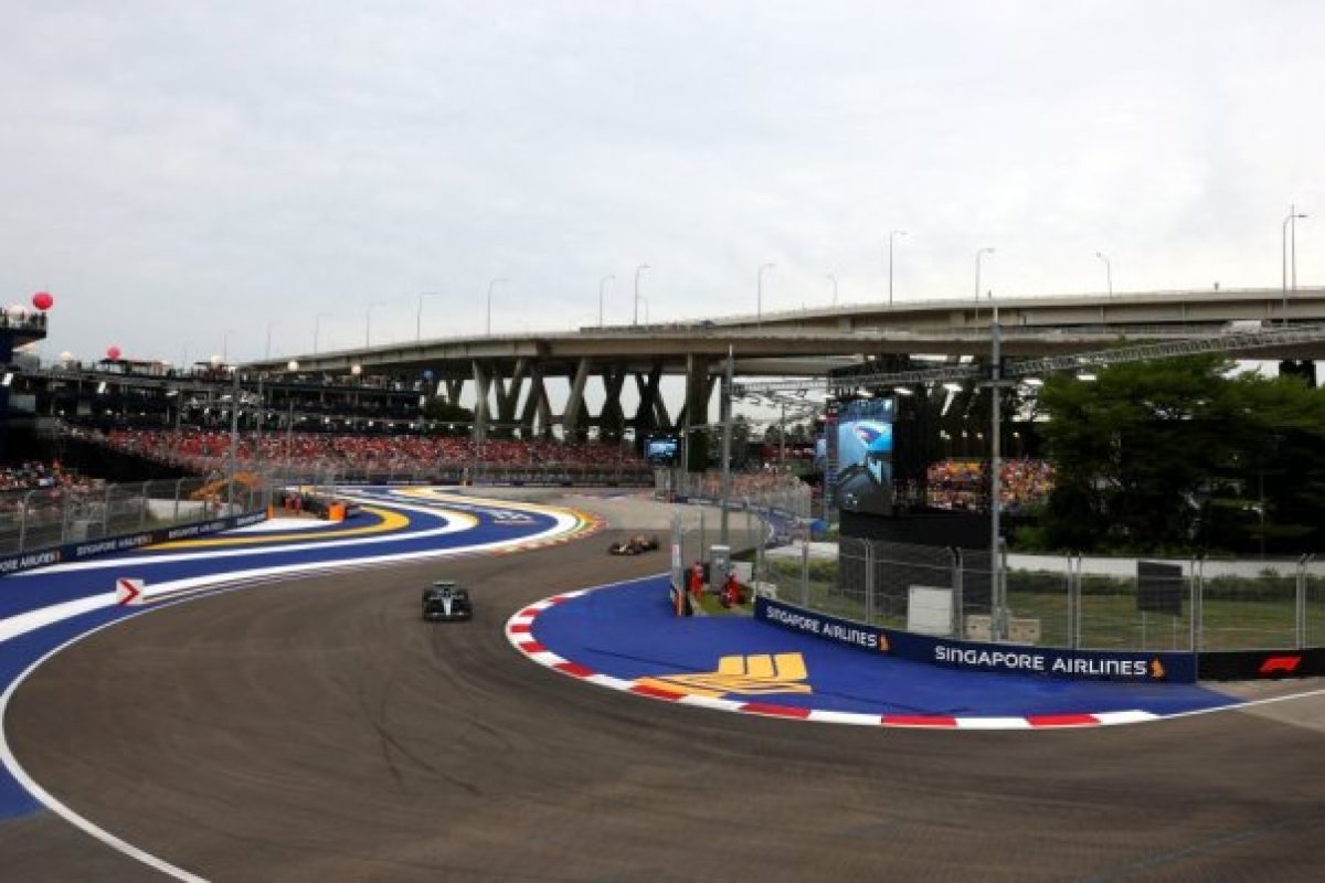 Szingapúri Nagydíj: Élőben az F1 időmérő edzése