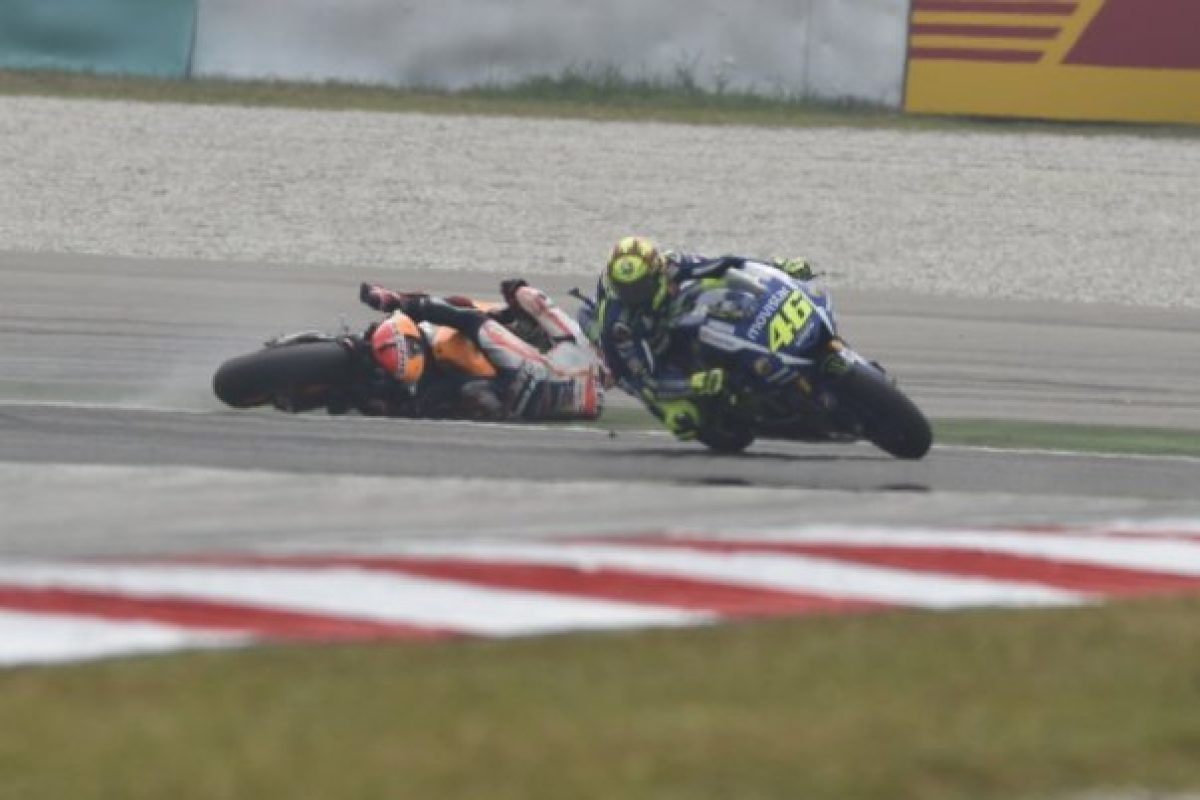 Az ikonikus rivalizálás új életre kel: Rossi és Marquez csatája a MotoGP-ben