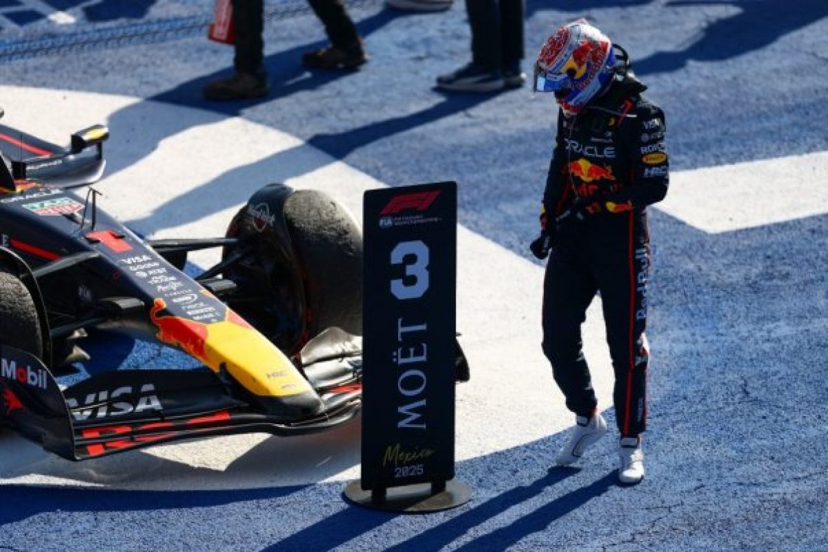 A véletlen játéka: Verstappen és a safety car