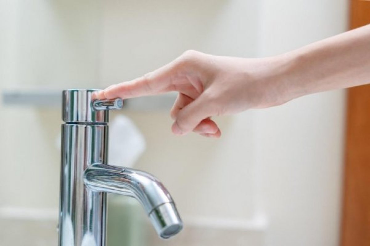 Milyen a különbség a házi vízmű és a szivattyú áramláskapcsoló között?